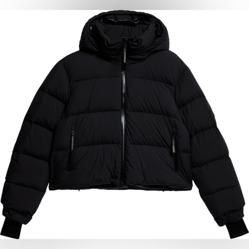Elegant Black Puffer ski Jacket for Women